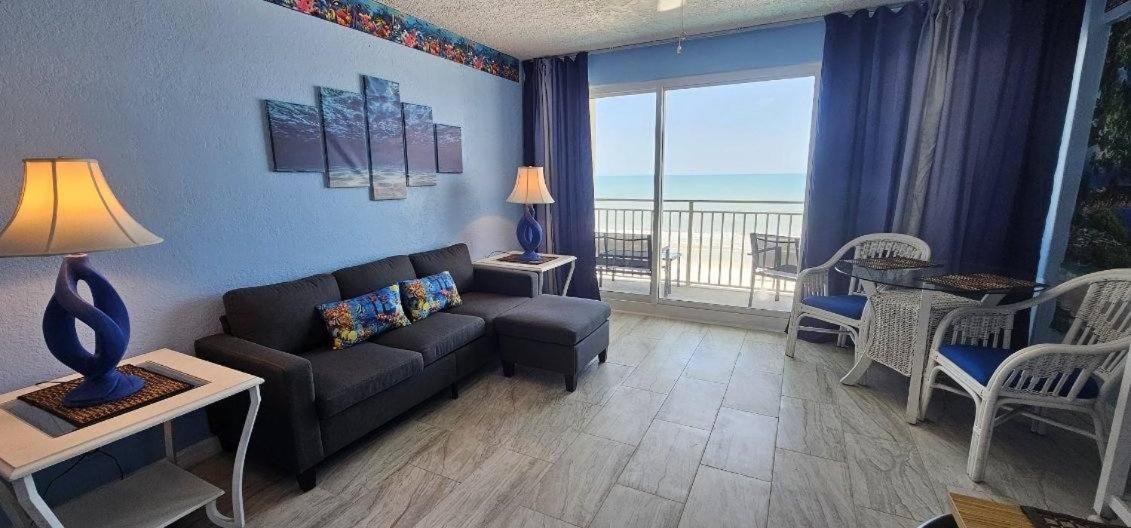 Ferienwohnung Ocean Breeze - Direct Ocean Front-Pool Is Open Daytona Beach Exterior foto